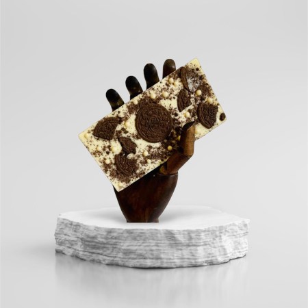 White Chocolate topped with Oreo Pieces