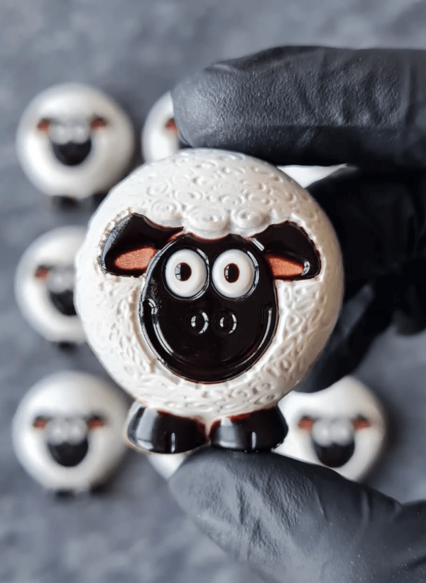 Eid Moo-barak Chocolate Sheep